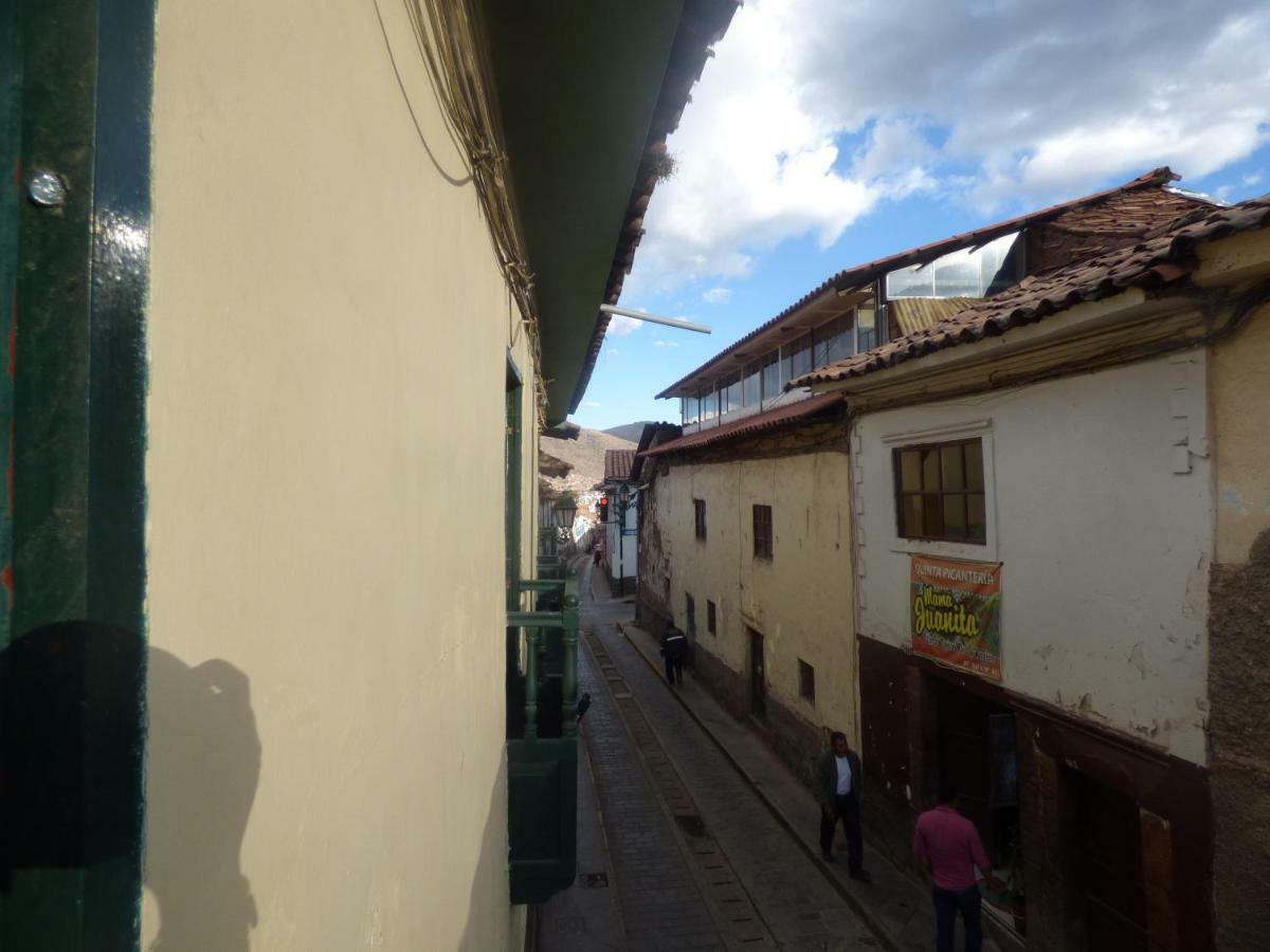The Grasshopper Hostels Av Alta Cusco Exteriör bild