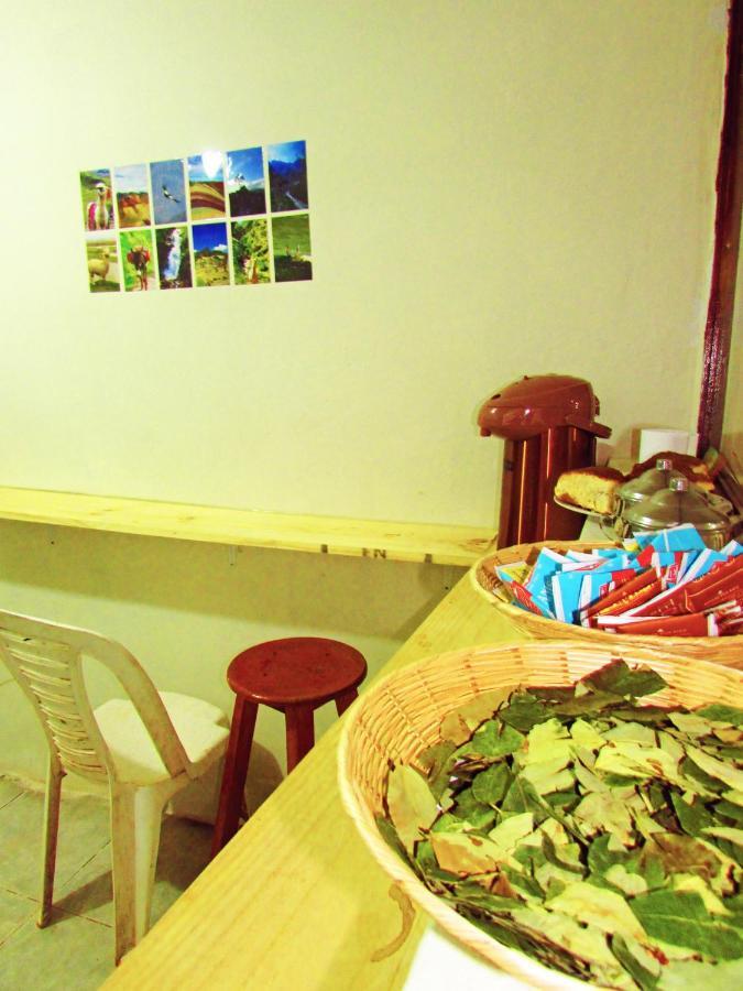 The Grasshopper Hostels Av Alta Cusco Exteriör bild