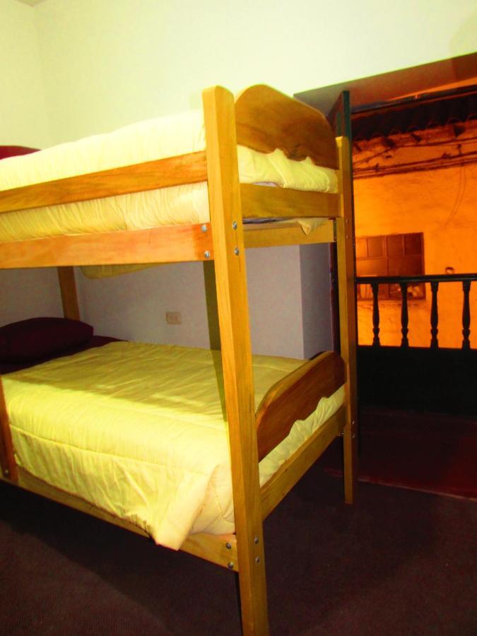 The Grasshopper Hostels Av Alta Cusco Exteriör bild